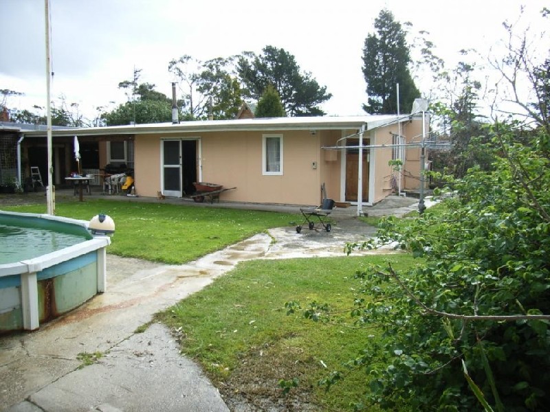 203 Paper Beach Road, Swan Point TAS 7275