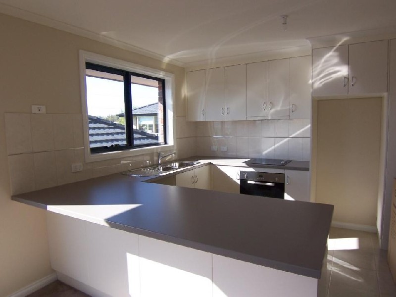 2/1 Bronte Court, Riverside TAS 7250