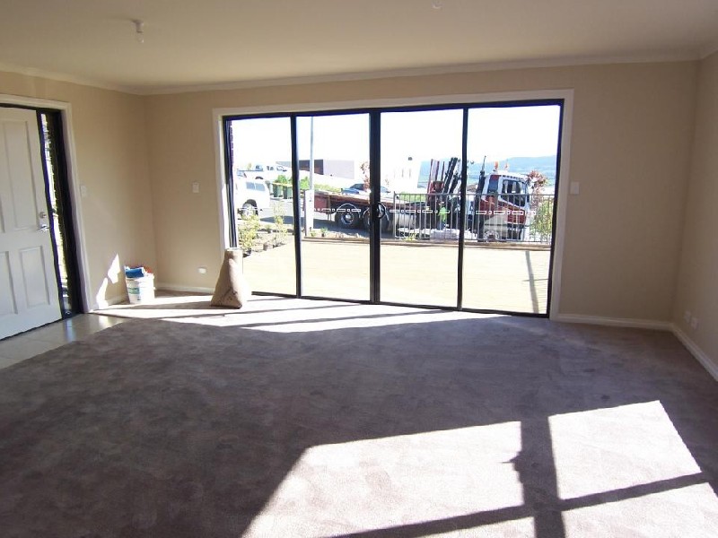 2/1 Bronte Court, Riverside TAS 7250