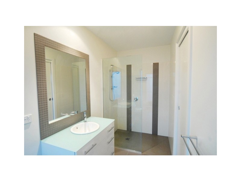 6 Adloch Place, Newnham TAS 7248