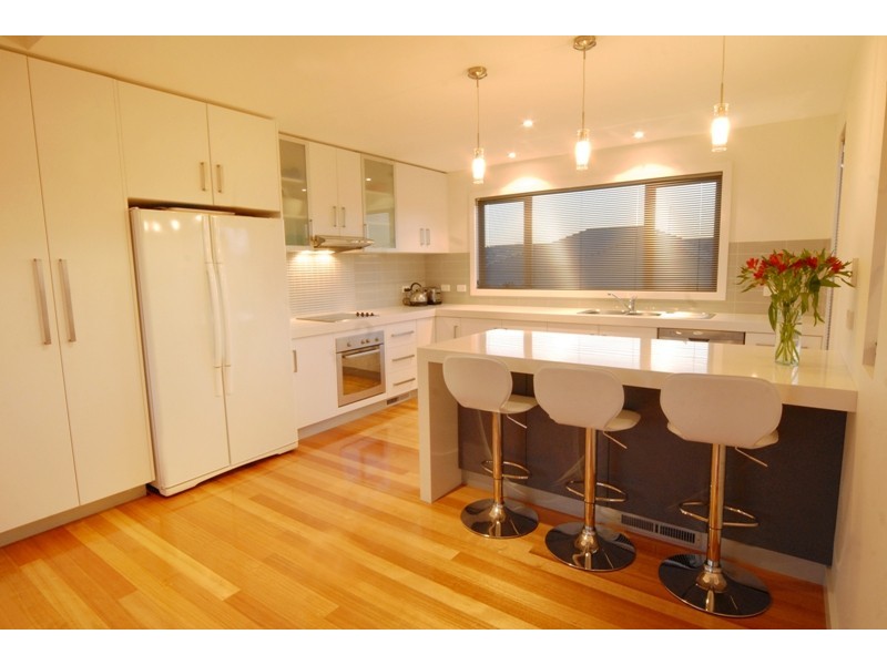 6 Adloch Place, Newnham TAS 7248