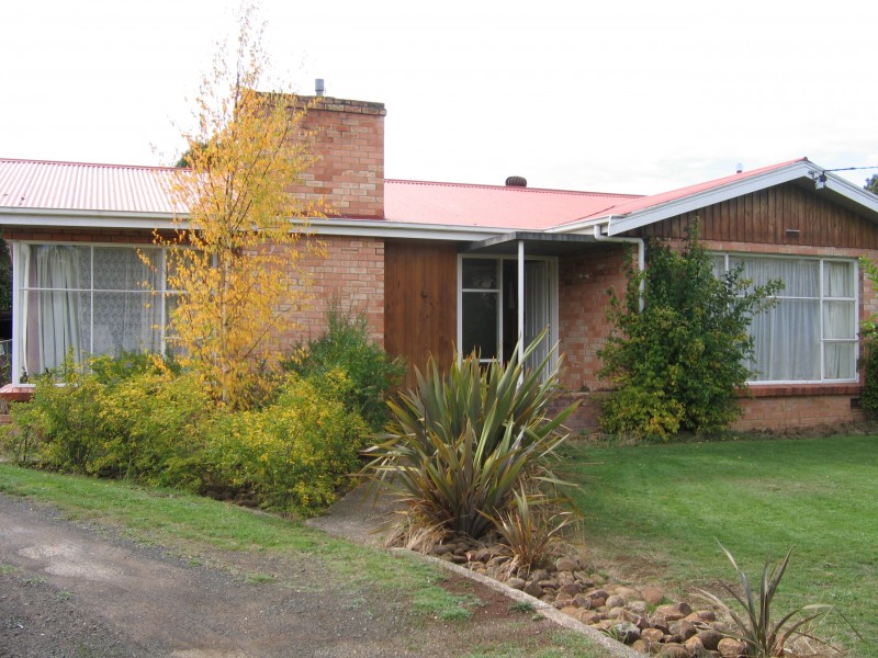 Summerhill TAS 7250