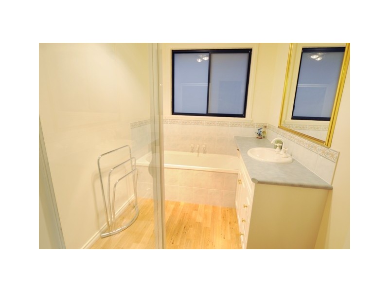 Travellers Rest TAS 7250