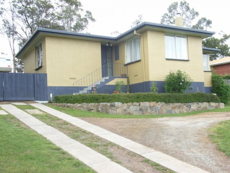 11 Oberon Place, Ravenswood TAS 7250
