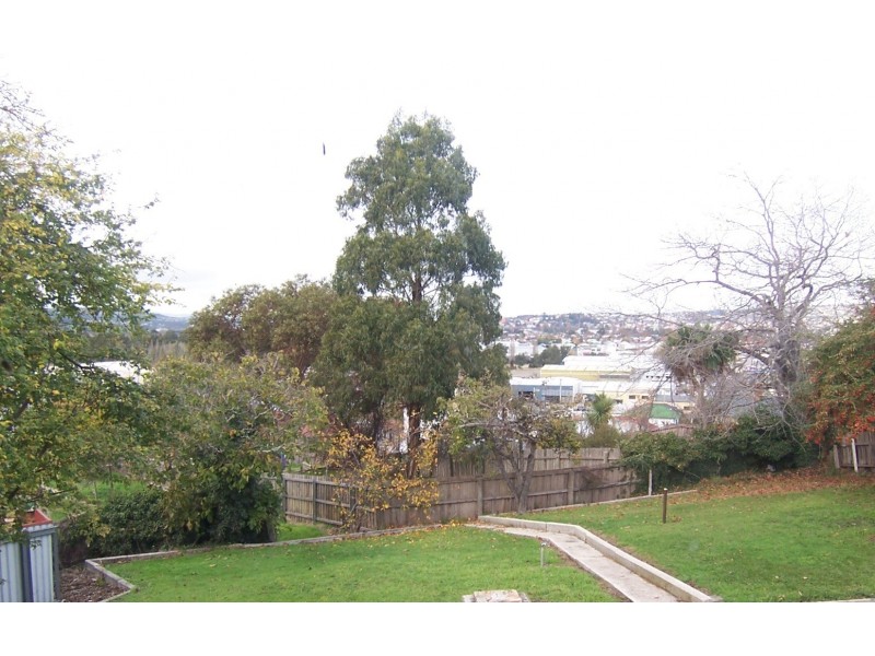 21 Button Street, Mowbray TAS 7248