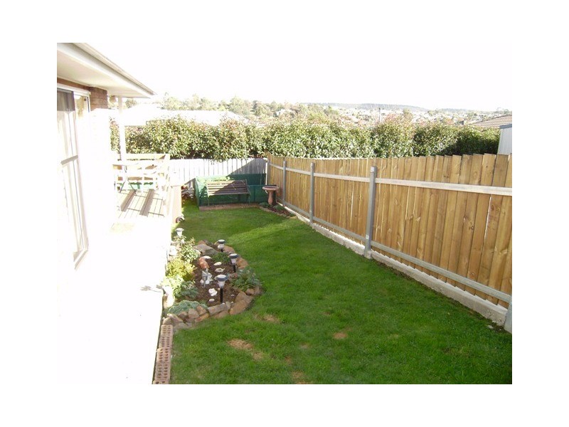 2/43  Essendon Street, Summerhill TAS 7250