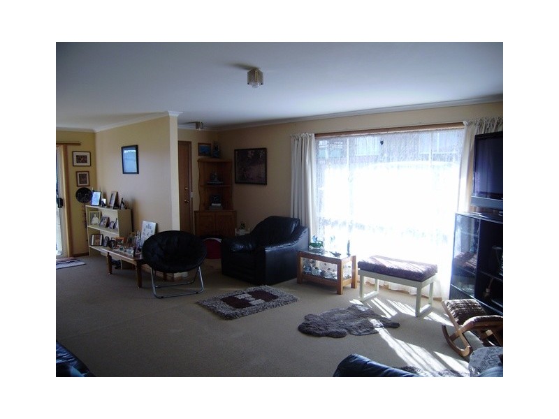 2/43  Essendon Street, Summerhill TAS 7250