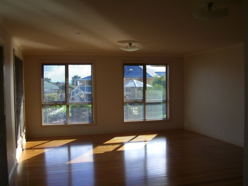 127 Mount Stuart Drive, Newnham TAS 7248