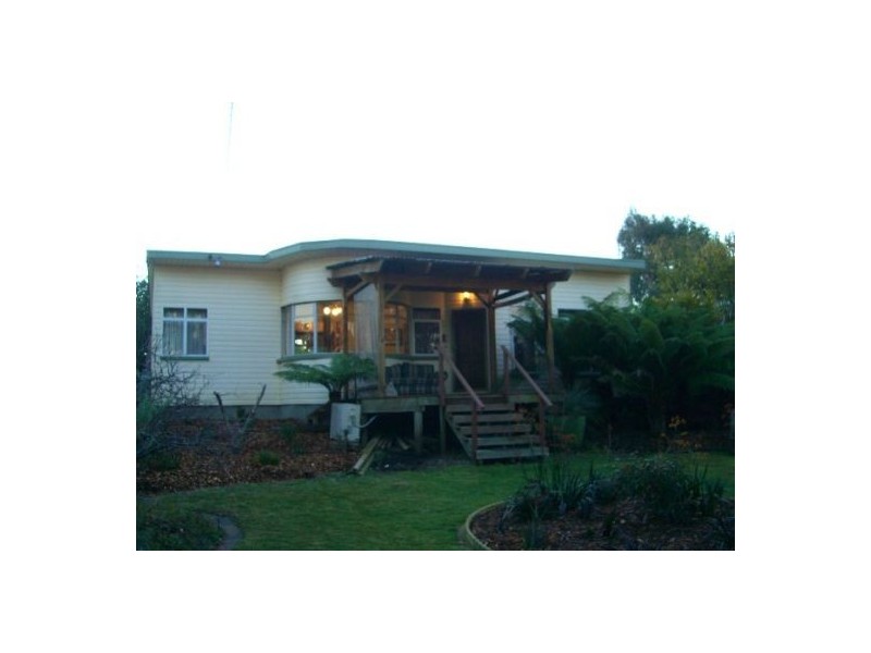 23 Beach Road, Gravelly Beach TAS 7276