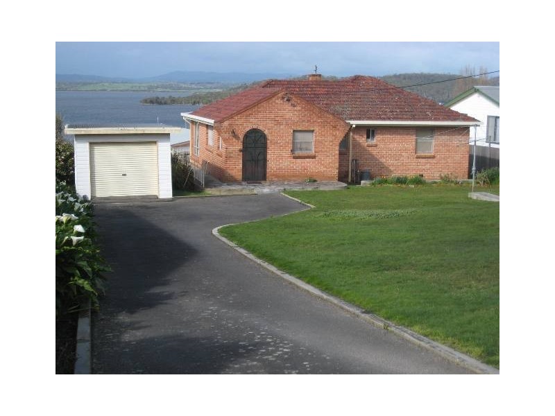 Beauty Point TAS 7270