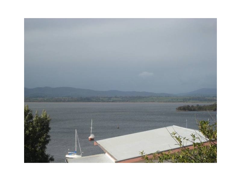 Beauty Point TAS 7270