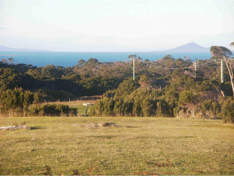 1642 Palana Road, Flinders Island TAS 7255