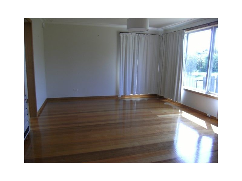 11 Clinton Court, Summerhill TAS 7250