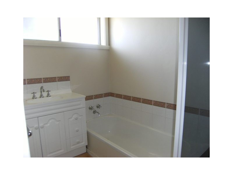 11 Clinton Court, Summerhill TAS 7250