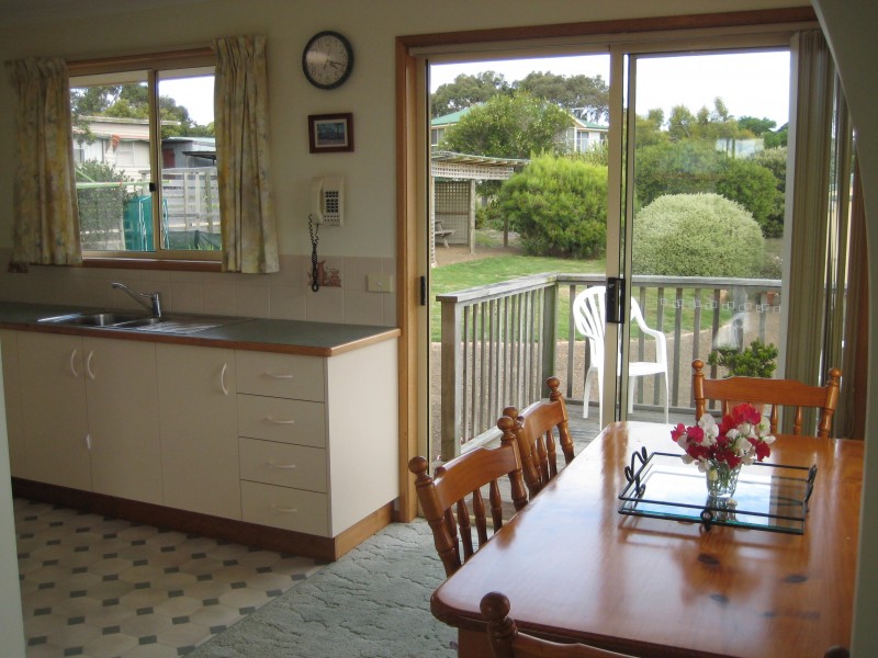 7 Oyster Bay Court, Coles Bay TAS 7215