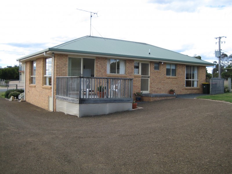 7 Oyster Bay Court, Coles Bay TAS 7215
