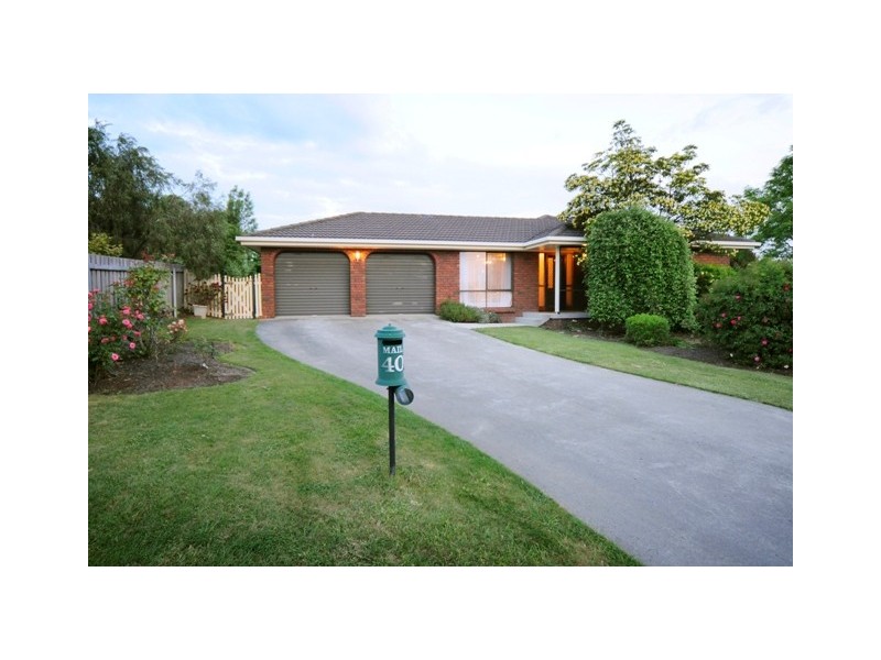 Summerhill TAS 7250