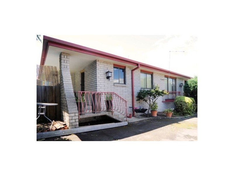10/4 Alanvale Road, Newnham TAS 7248