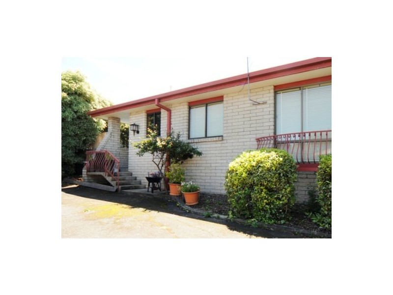 10/4 Alanvale Road, Newnham TAS 7248