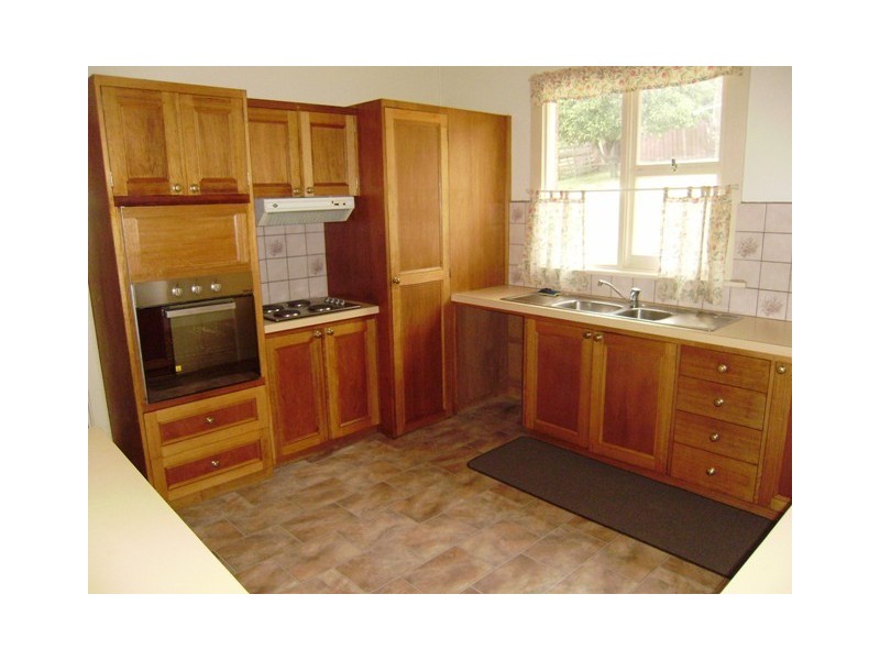 28 Ernest Street, Kings Meadows TAS 7249