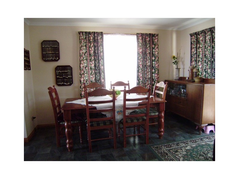 24 Mount Stuart Drive, Newnham TAS 7248