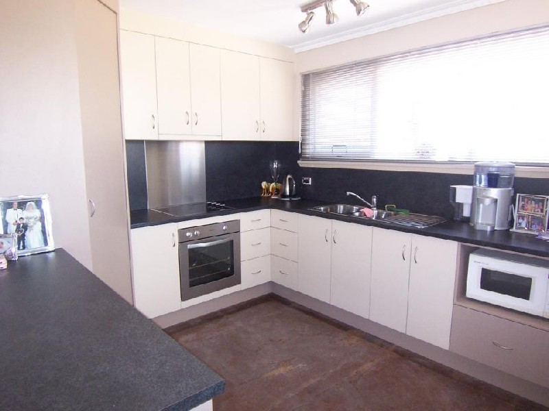 9  Clarendon Street, Youngtown TAS 7249