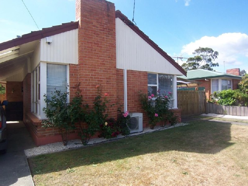 9  Clarendon Street, Youngtown TAS 7249