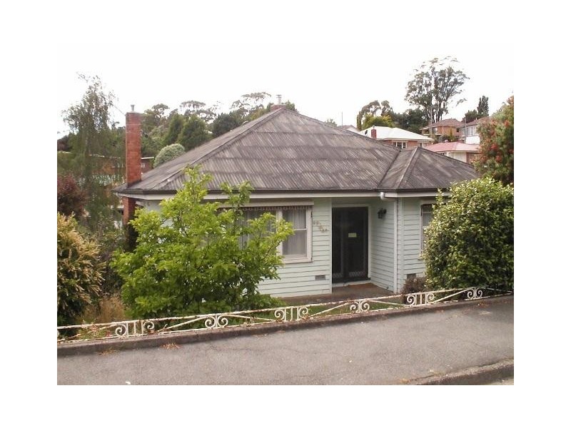 10 Pitt Avenue, Trevallyn TAS 7250