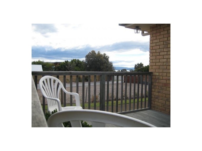 7 Oyster Bay Court, Coles Bay TAS 7215