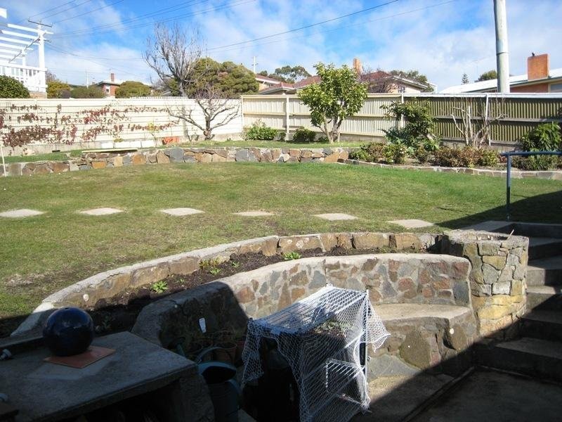 7 Fairthorne Road, Trevallyn TAS 7250