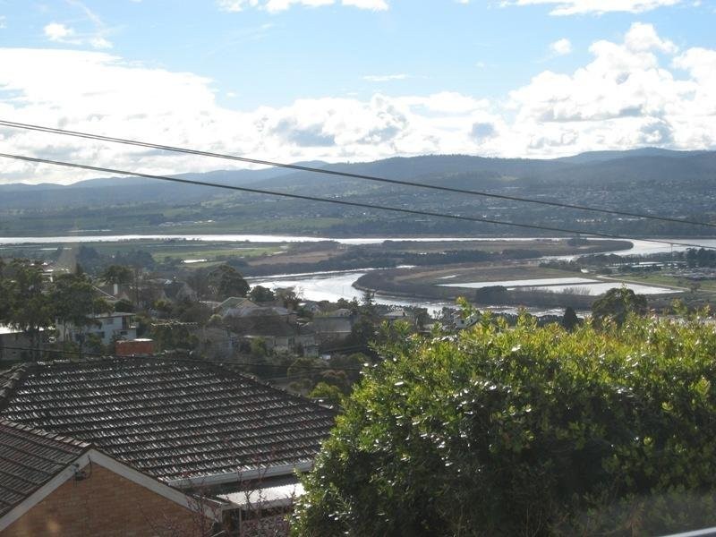 7 Fairthorne Road, Trevallyn TAS 7250