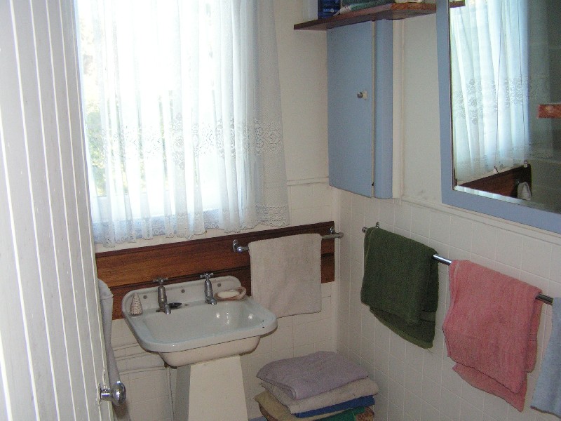 12 Mainwaring Street, Beauty Point TAS 7270