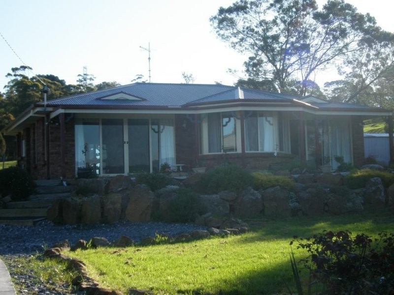 173 Gravelly Beach Road, Blackwall TAS 7275