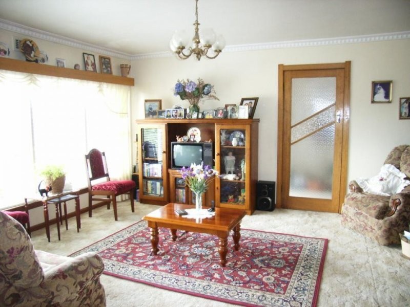 13 Main Road, Exeter TAS 7275