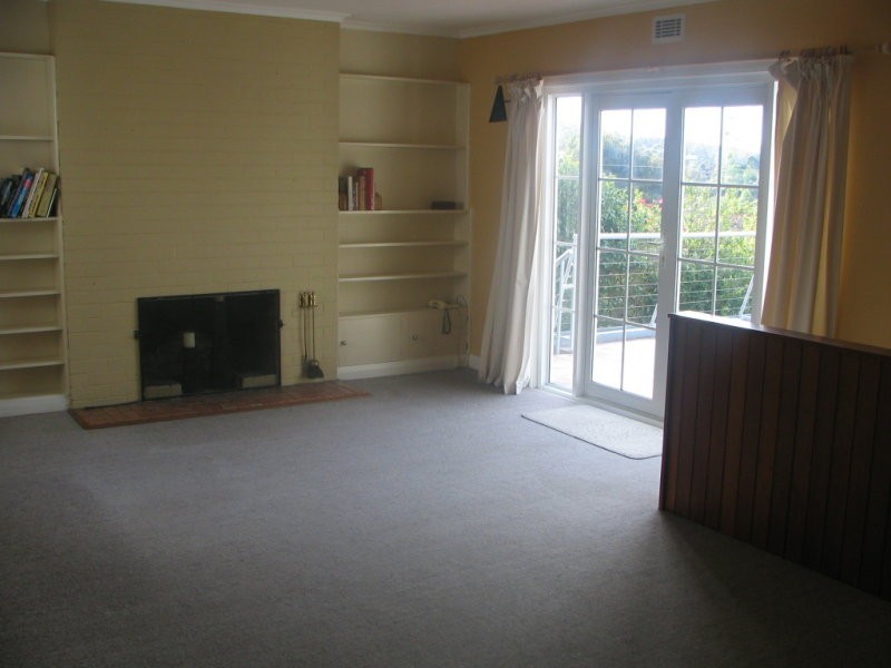11 Fairthorne Road, Trevallyn TAS 7250
