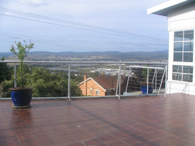 11 Fairthorne Road, Trevallyn TAS 7250