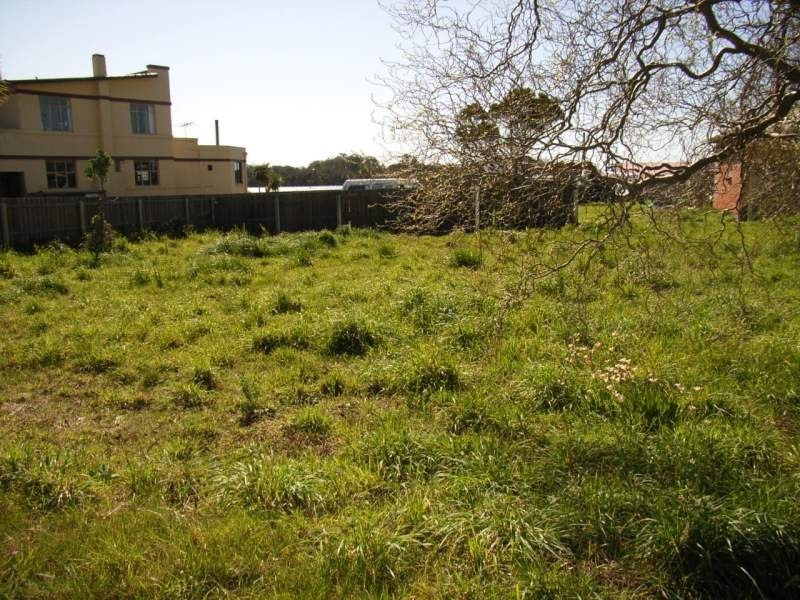 23 Lenborough Street, Beauty Point TAS 7270