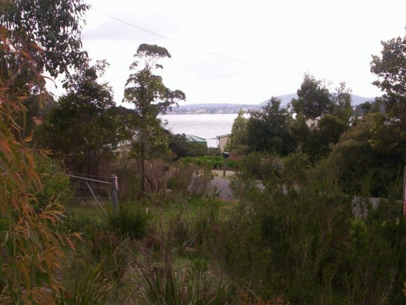 88 Sunset Boulevard, Clarence Point TAS 7270
