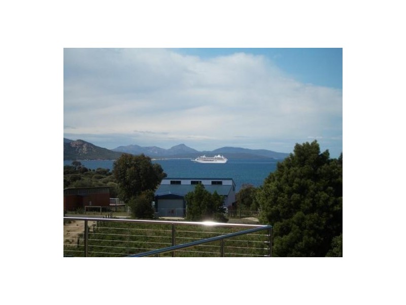 26 Oyster Bay Court, Coles Bay TAS 7215