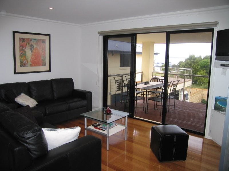 26 Oyster Bay Court, Coles Bay TAS 7215