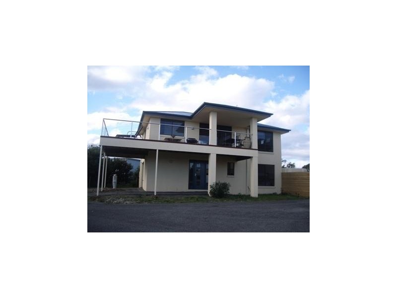 26 Oyster Bay Court, Coles Bay TAS 7215