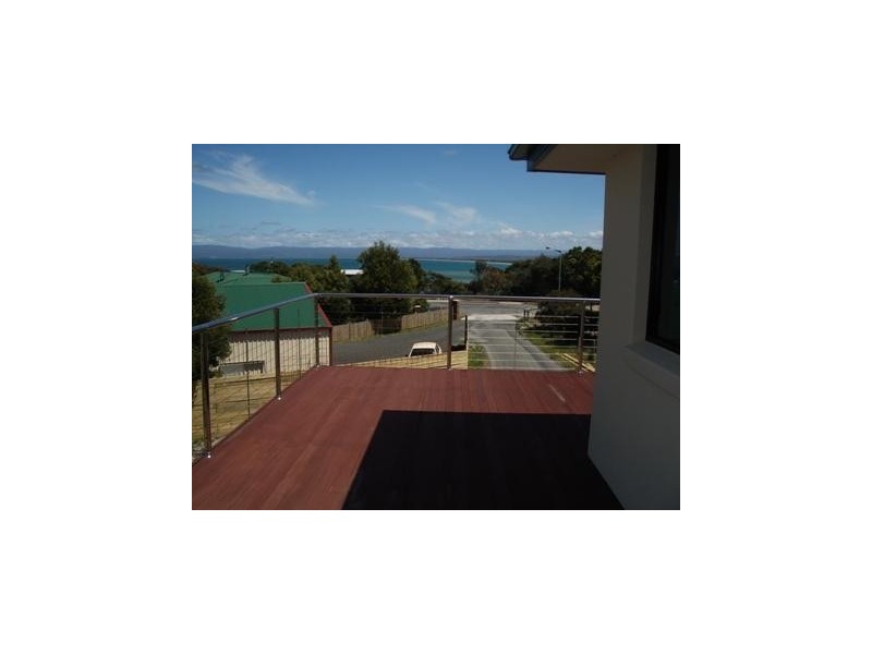 26 Oyster Bay Court, Coles Bay TAS 7215