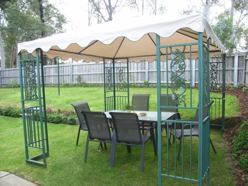 11 Oberon Place, Ravenswood TAS 7250