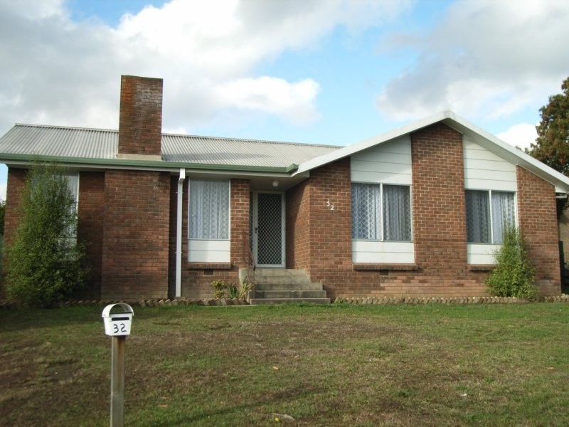 32 Ti Tree Crescent, Rocherlea TAS 7248