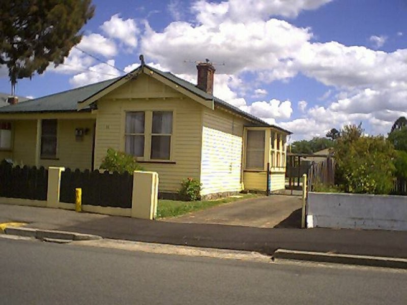 11 Dineen Street, Mowbray TAS 7248