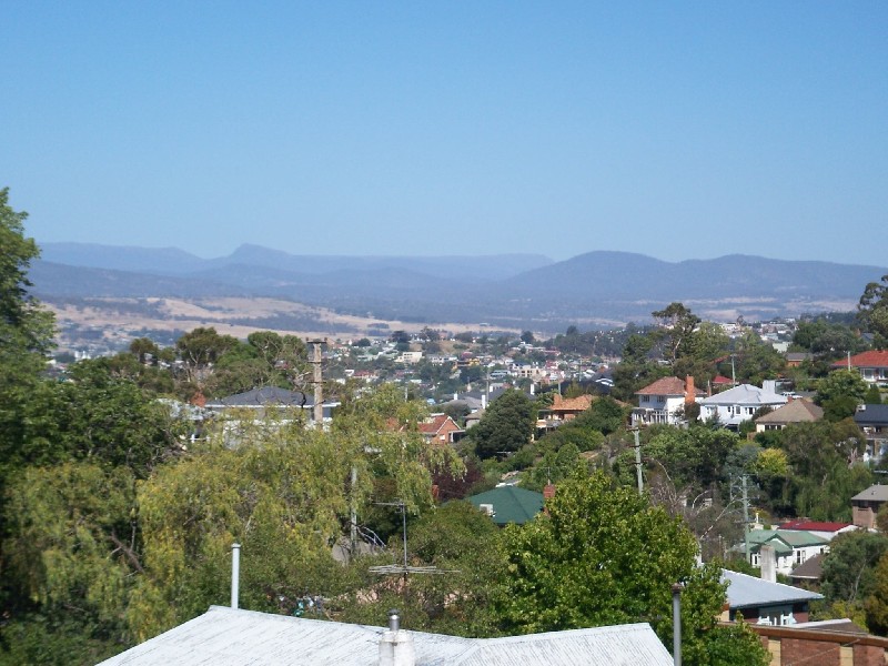 7 Veulalee Avenue, Trevallyn TAS 7250