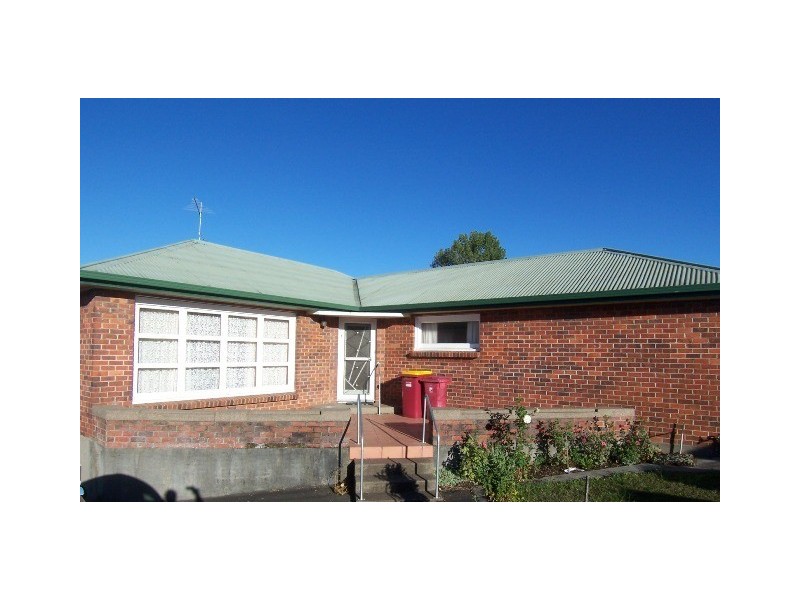 7 Alanvale Road, Newnham TAS 7248