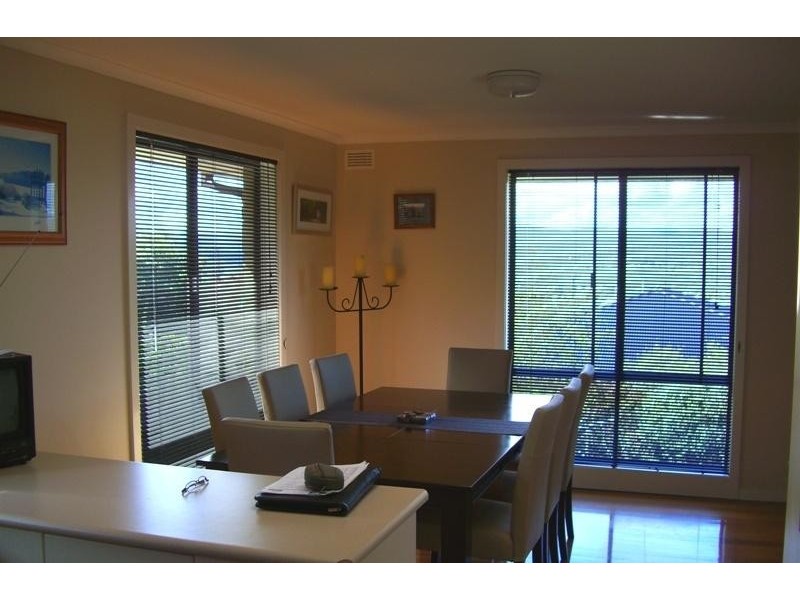 2 Whitford Grove, Trevallyn TAS 7250