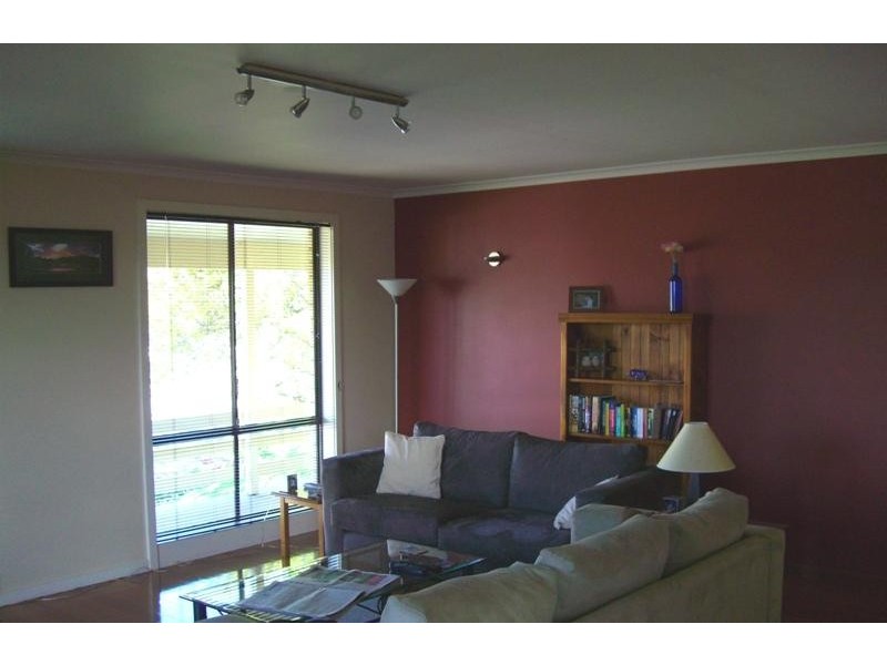 2 Whitford Grove, Trevallyn TAS 7250