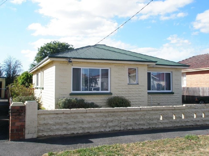 8 Ross Avenue, Invermay TAS 7248